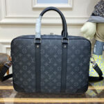 Louis Vuitton Porte-Documents Voyage PM M46457 Black